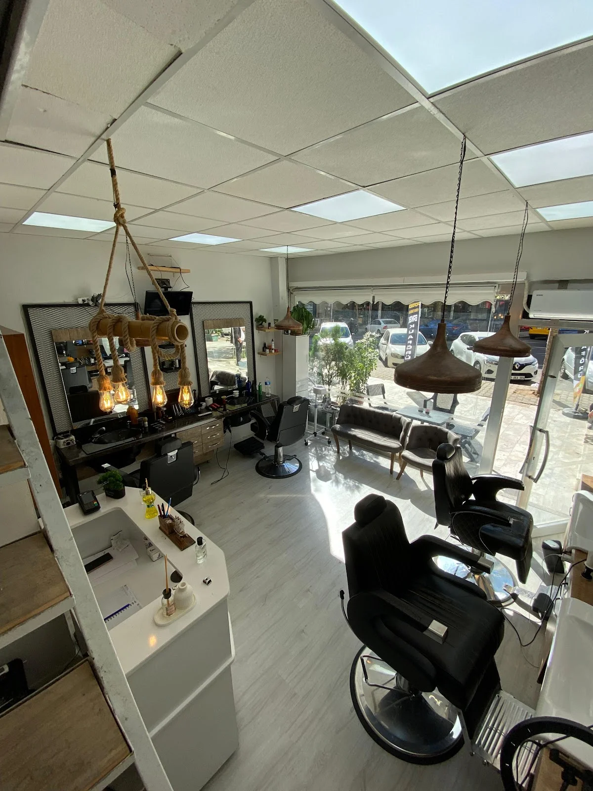 Koray Başkan Farkı - Hair Professor Erkek Kuaförü