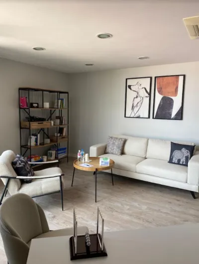 Uzm. Kl. Psk. Beste Ergün Özel - Görsel 1