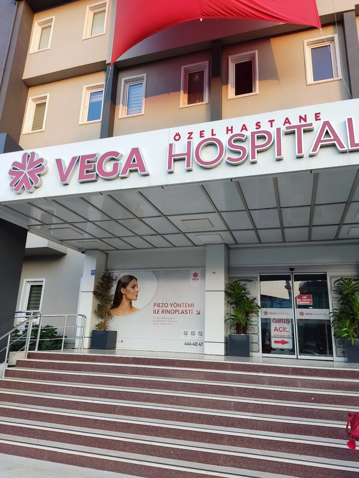 Vega Hospital logo